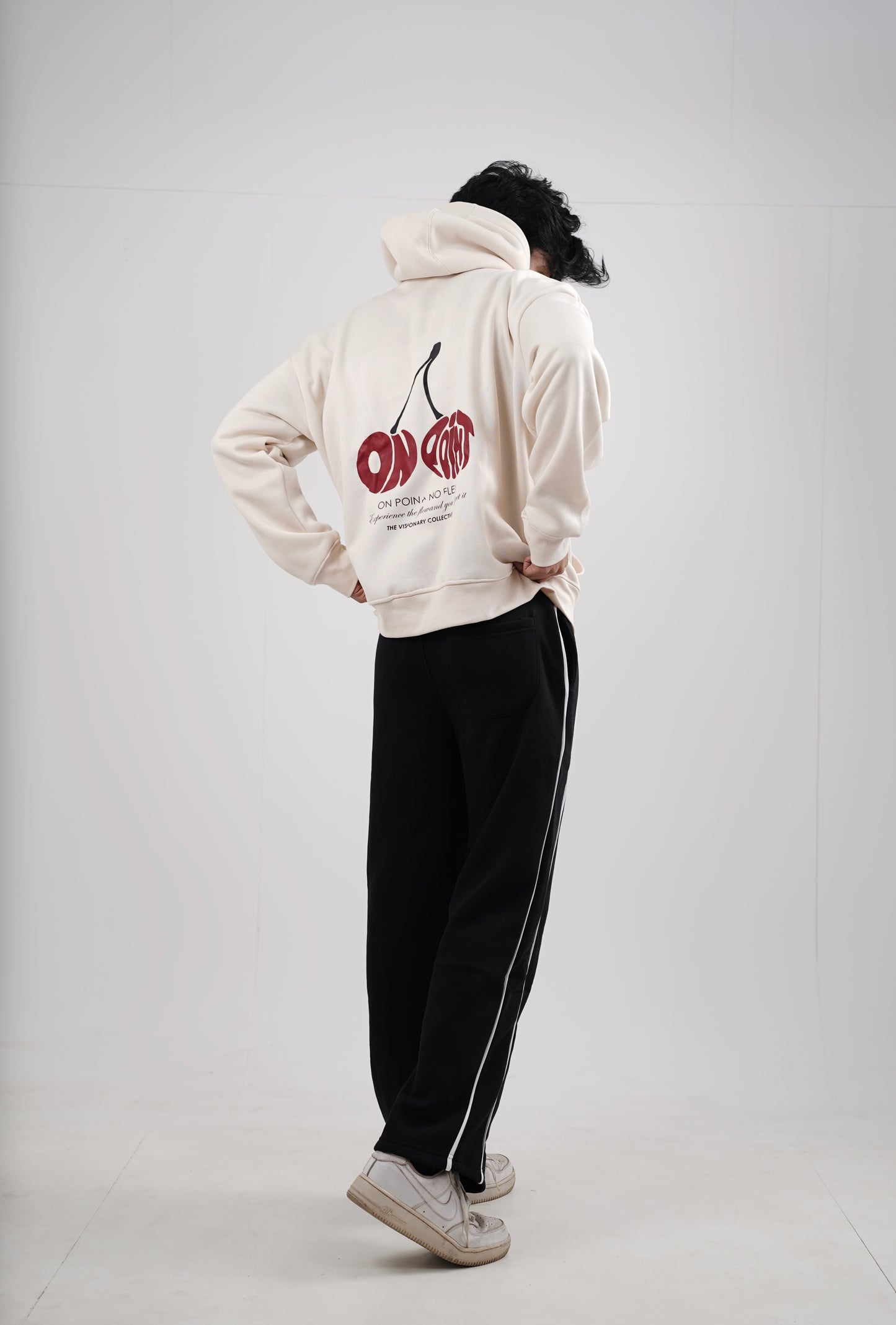 CREAM Hoodie ON POINT