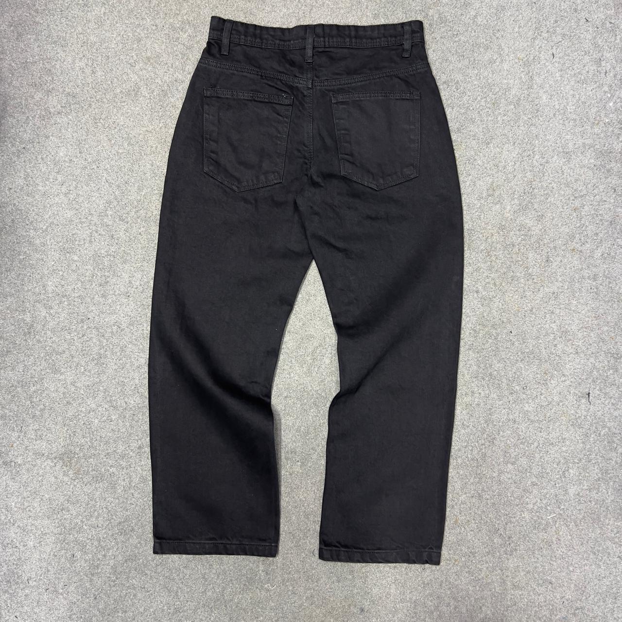 Semi Baggy Black Denim